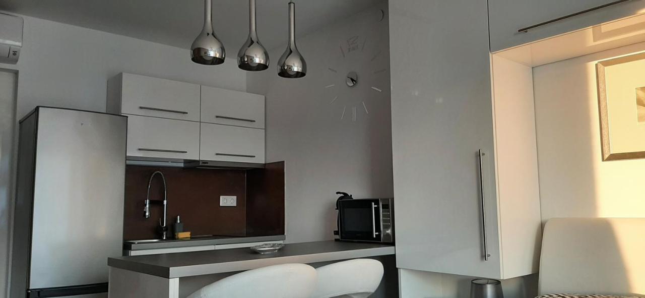 Appartement Csanad Apartman à Siófok Extérieur photo