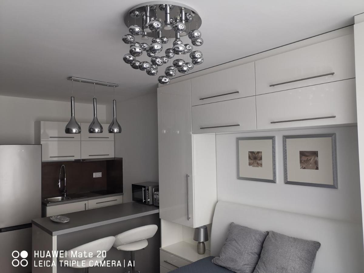 Appartement Csanad Apartman à Siófok Extérieur photo